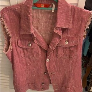 Pink sleeveless jacket